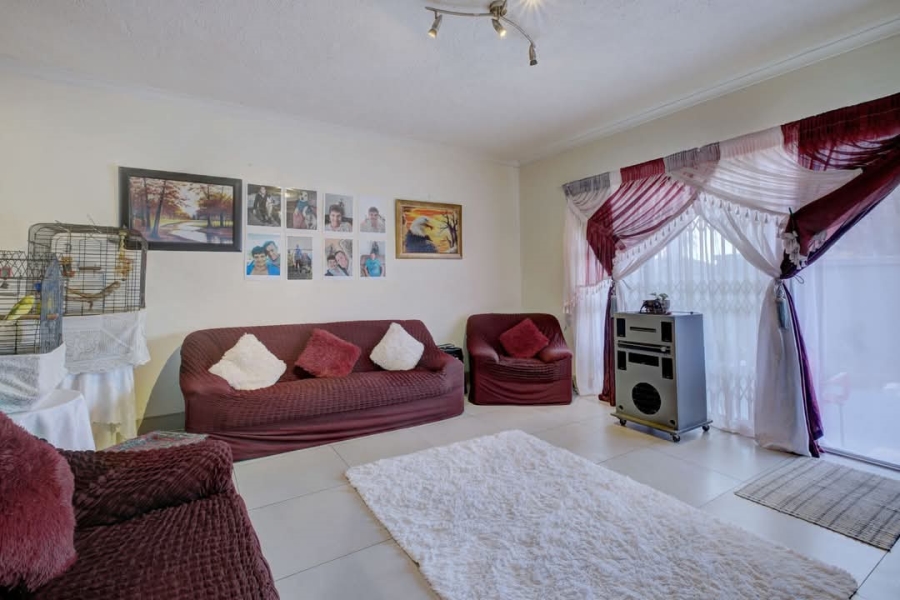 2 Bedroom Property for Sale in Algoa Park Eastern Cape